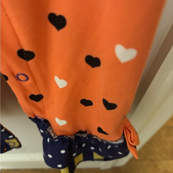 Orange and Black Halloween Spider a 1 - Picture 5 of 6